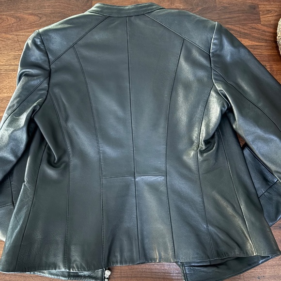 Leather jacket size M - Picture 3 of 4